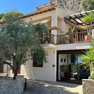 mediterrania-98.catalonia-hotels.com/